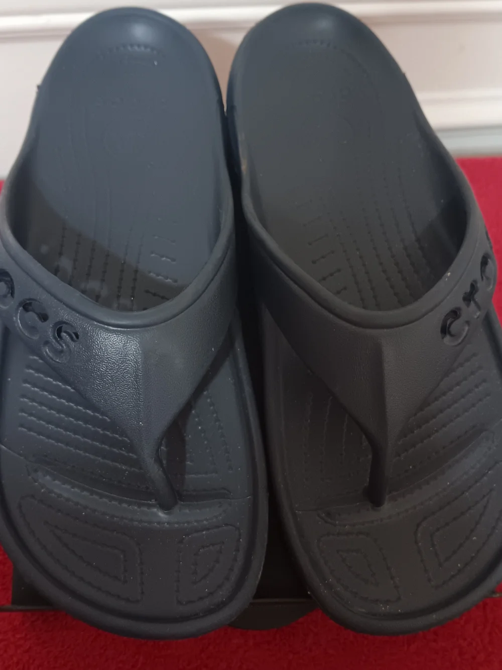 Crocs Classic Flip Sandals in Navy
